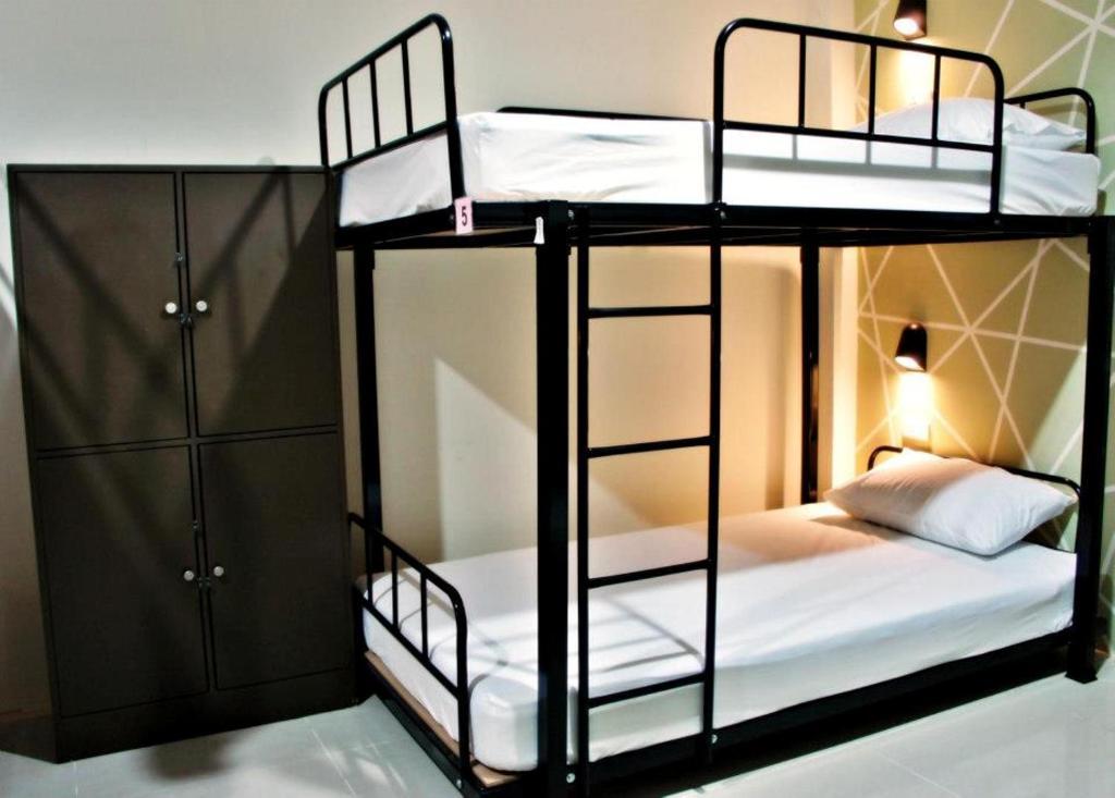 Link Corner Hostel Bangkok Oda fotoğraf
